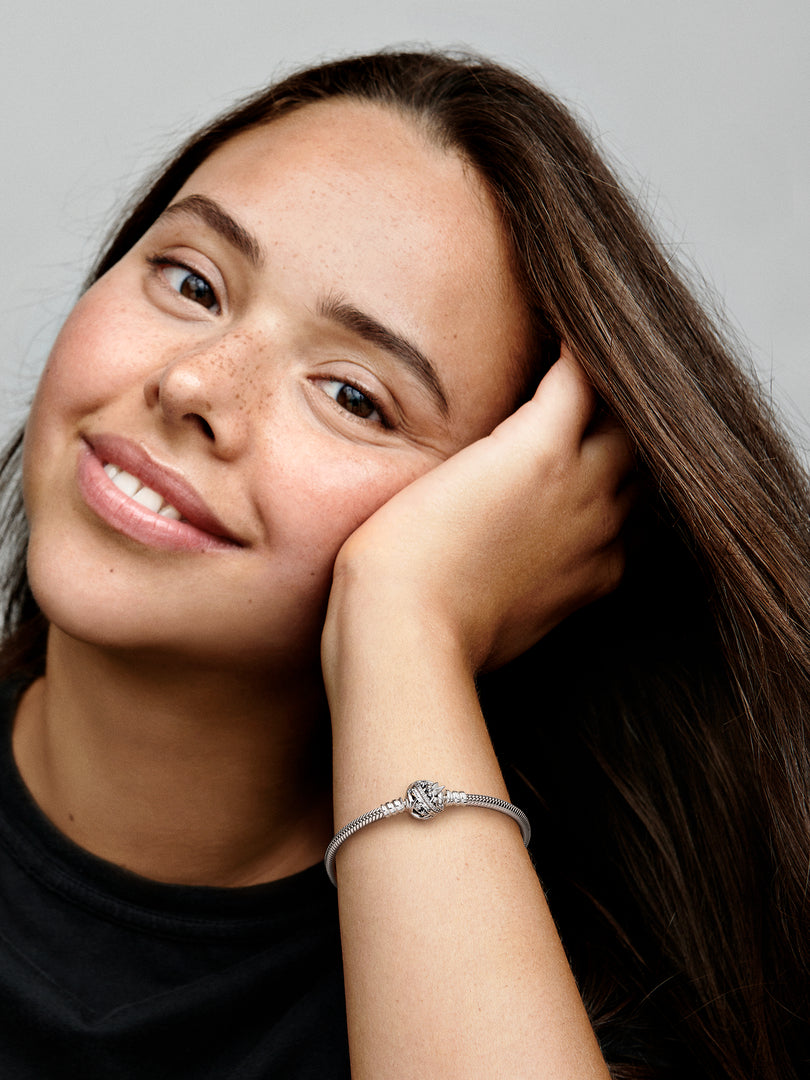 Pulsera en plata de ley Cadena de Serpiente con Cierre Campanilla de Disney