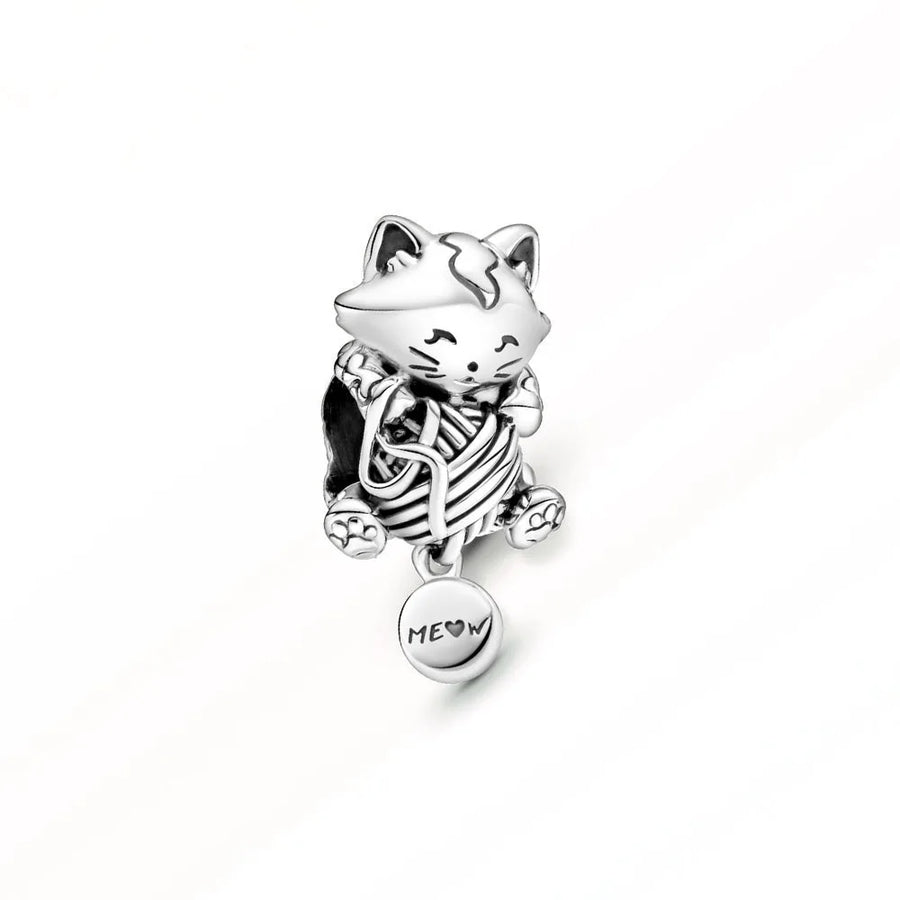Charm Gatito y Ovillo de Lana